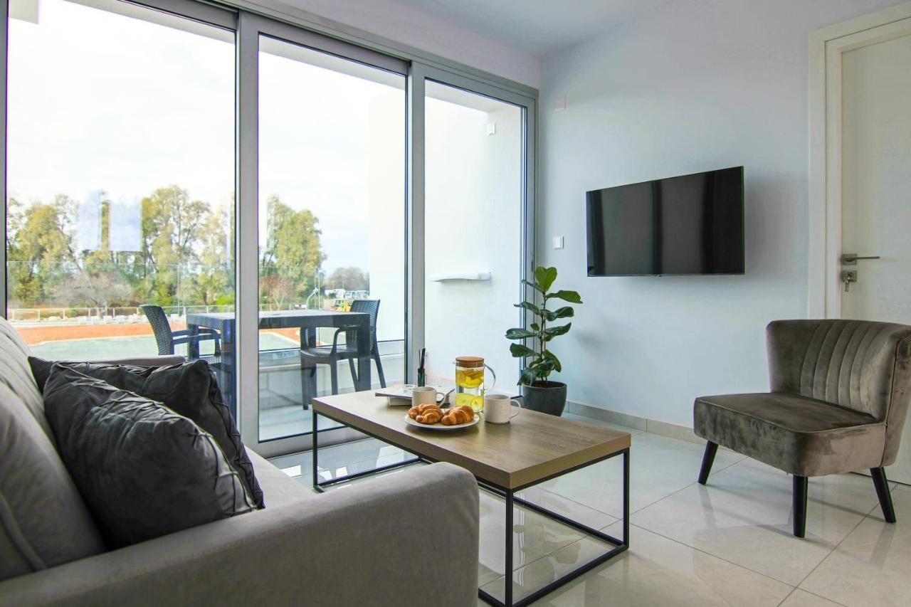 Ferienwohnung Phaedrus Living - Seaside Executive Flat Harbour 204 Paphos Exterior foto