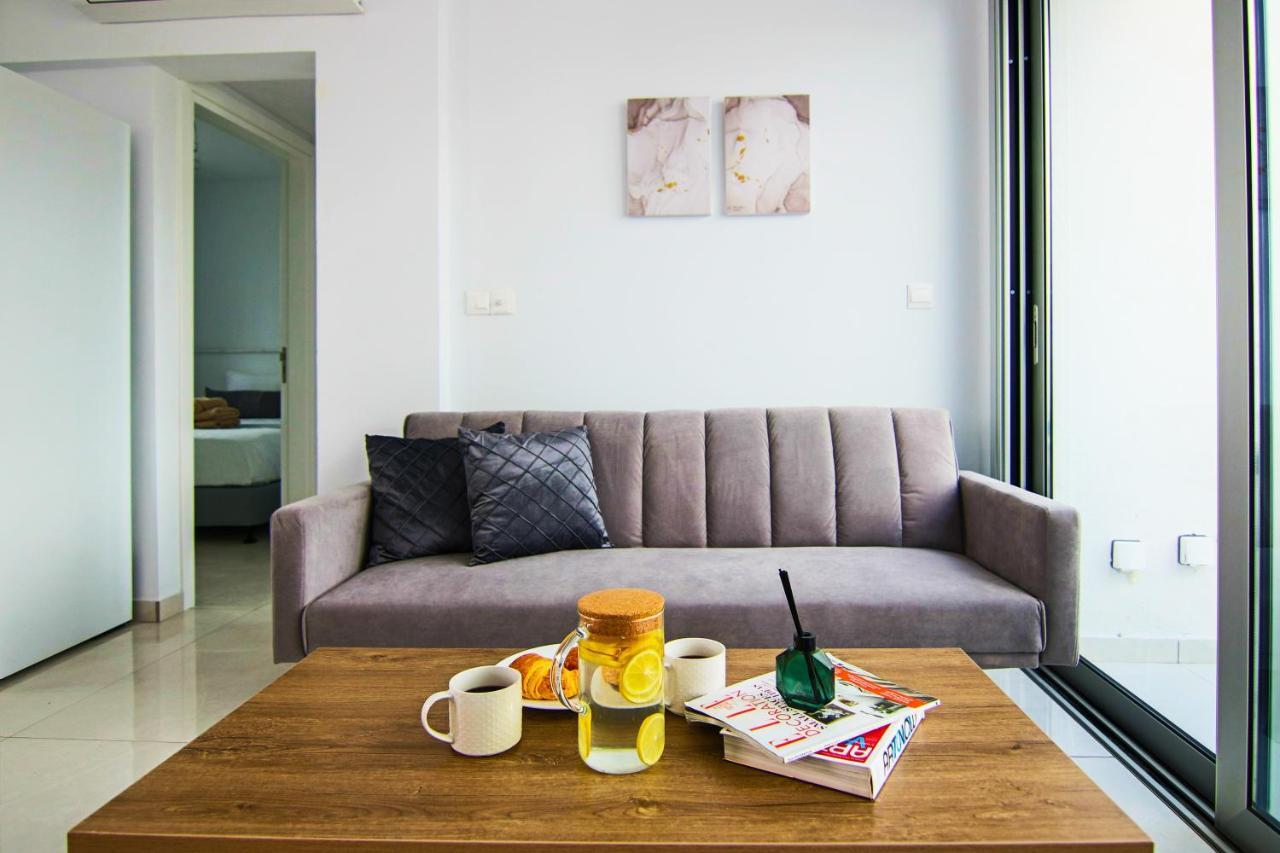 Ferienwohnung Phaedrus Living - Seaside Executive Flat Harbour 204 Paphos Exterior foto